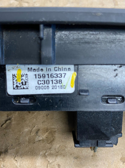 2007 - 2014 Chevrolet Tahoe Yukon Pedal Traction Control Switch AC9572 DG4