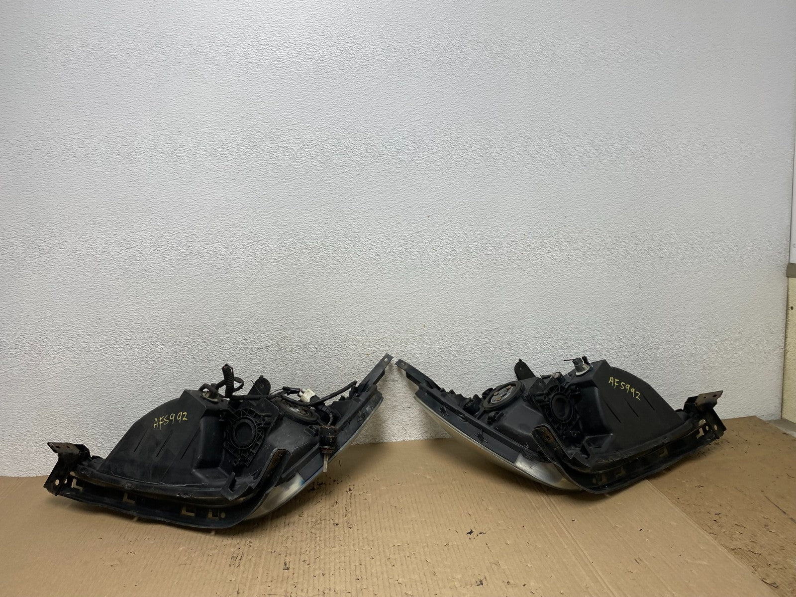 2005 2006 2007 Honda Odyssey Left+Right Set Halogen Headlights AF5992 DW8
