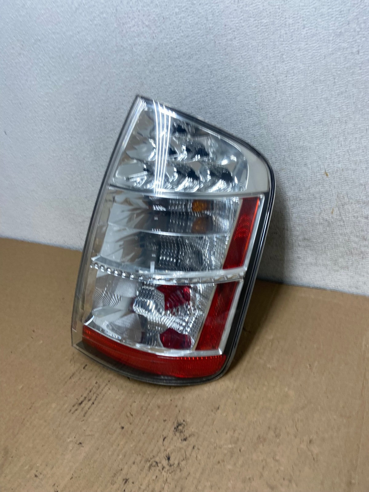 2006 2007 2008 2009 Toyota Prius Tail Light Right Passenger Side AG2096 LK1