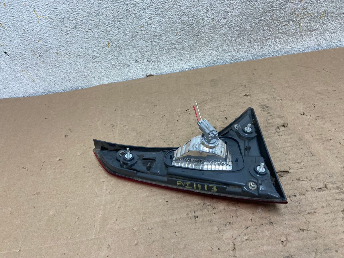2014 2015 2016 Toyota Corolla Right Passenger Side Inner Tail Light AI11135