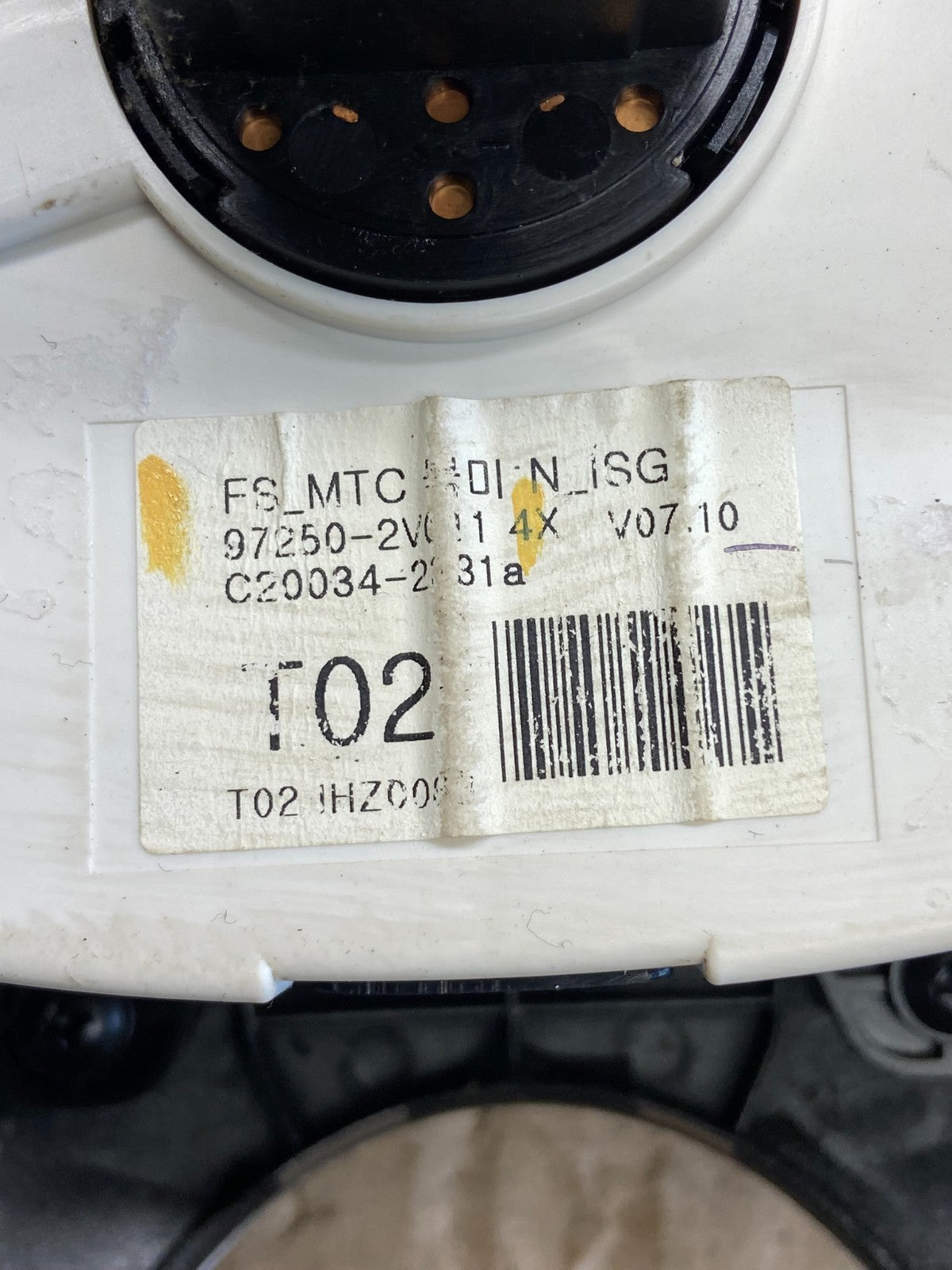 2012 - 2015 Hyundai Veloster Climate Control Panel Trim Air Vents ab5493 DG5