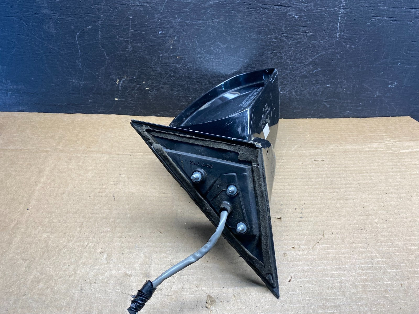 2006 to 2008 Infiniti M35 M45 Right Passenger Side View Mirror AD97374