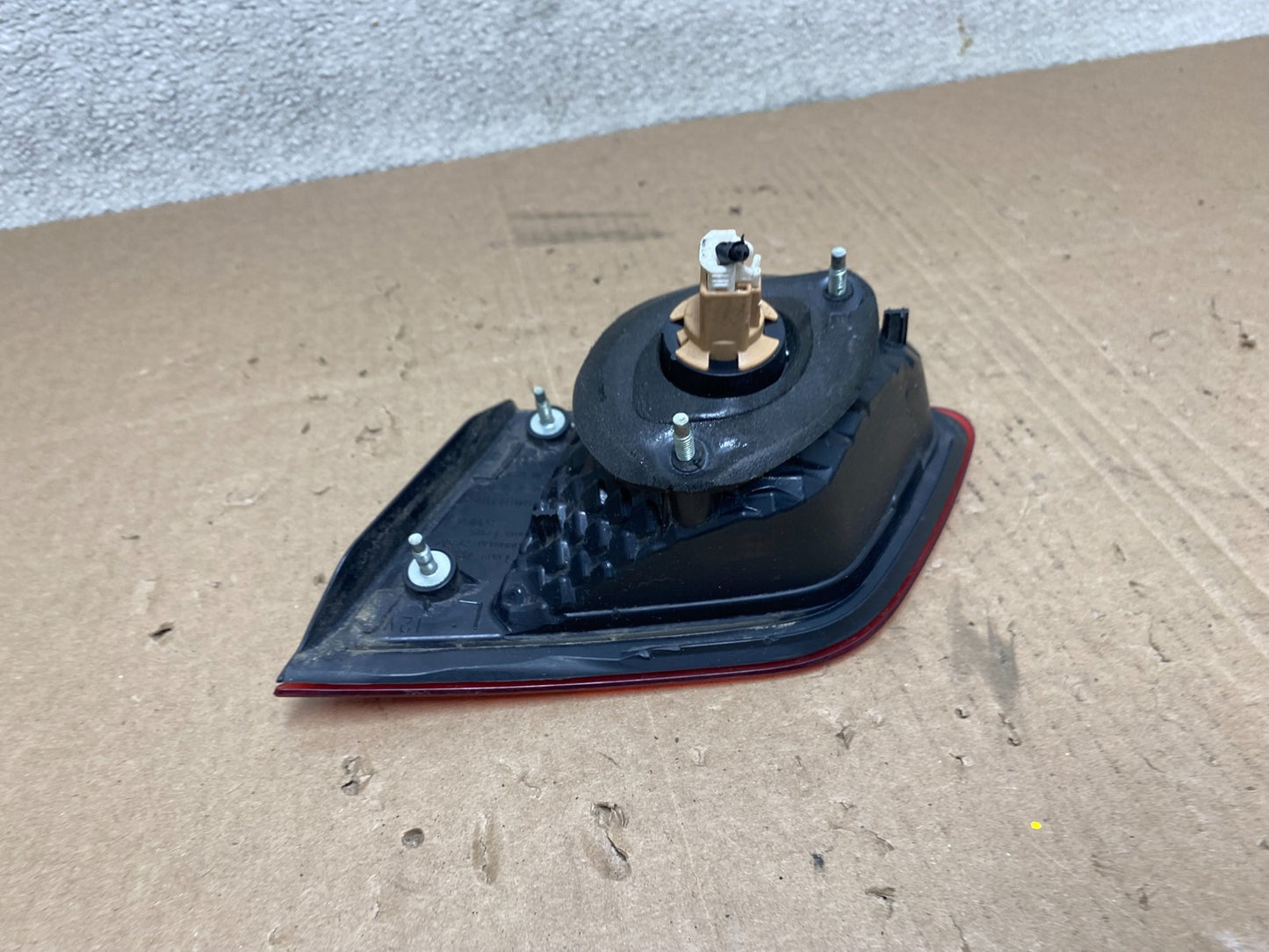 2010-2014 Subaru Legacy Left Driver LH Side Tail Light Inner OEM T8228 DW4