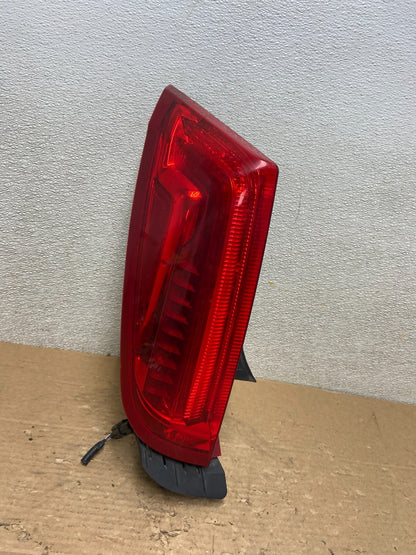 2013 to 2017 Cadillac XTS Left Driver LH Tail Light AB4860 DW0
