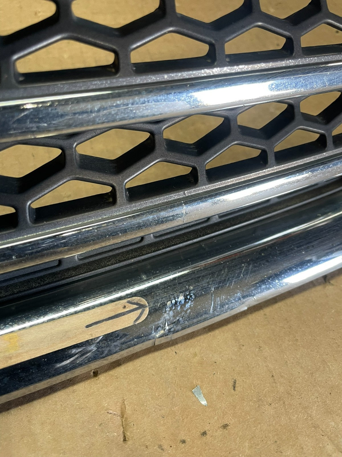 2009 to 2011 Nissan Maxima Front Upper Grill Grille Oem ab3023 DG4