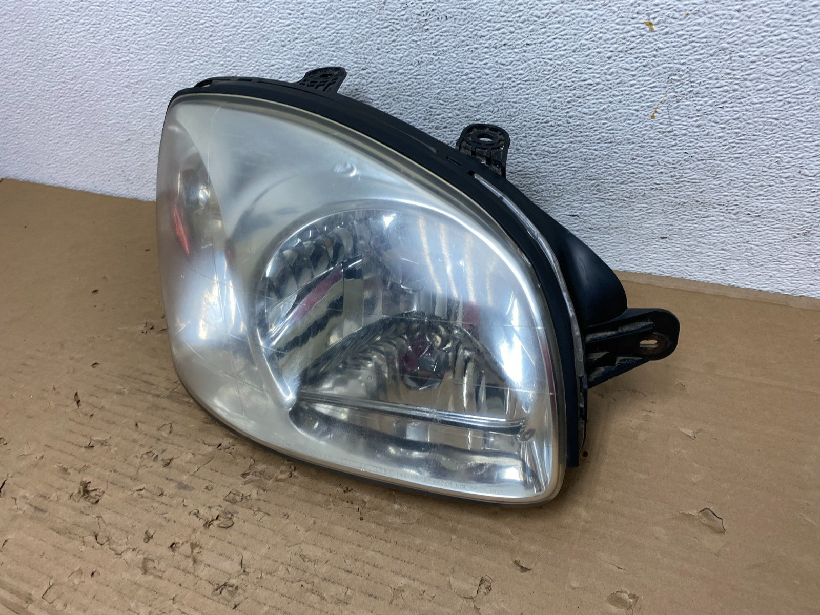 2001-2003 Hyundai Santa Fe Right Passenger RH Headlight Halogen AD4292 DW1