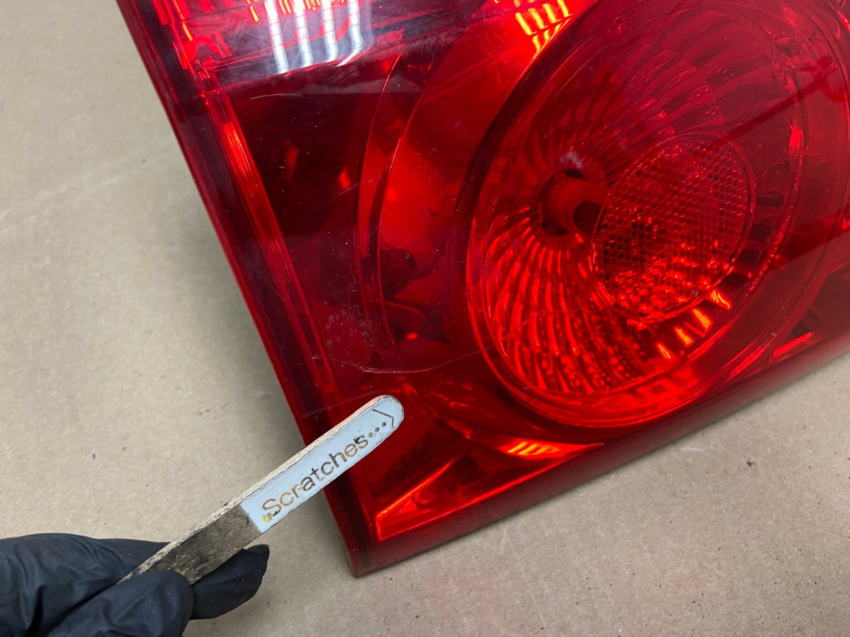 2006 - 2010 Toyota Sienna Left Driver Lh Side Inner Tail Light AH6645 LK3