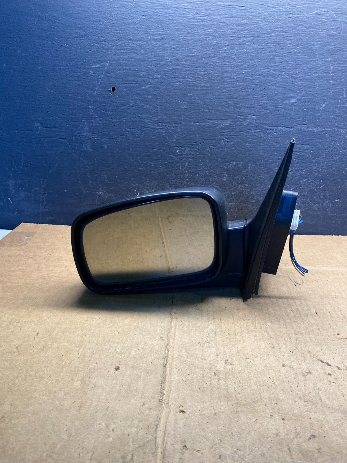 2003 to 2009 Kia Sorento Left Driver LH Door Mirror AD3721 DW5