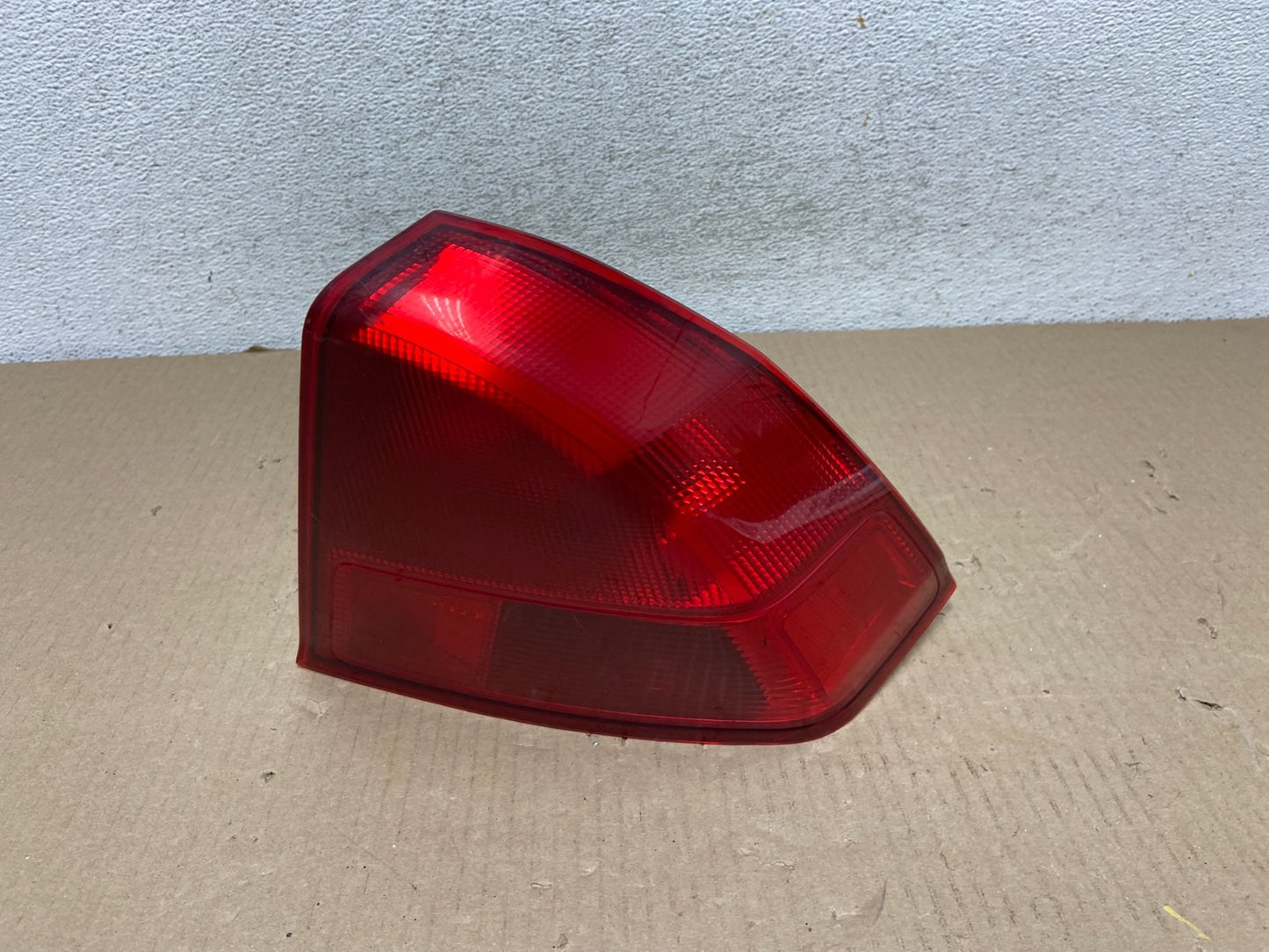 2001 2002 Honda Civic Sedan Right Passenger Rh Side Tail Light AG5881 DW0