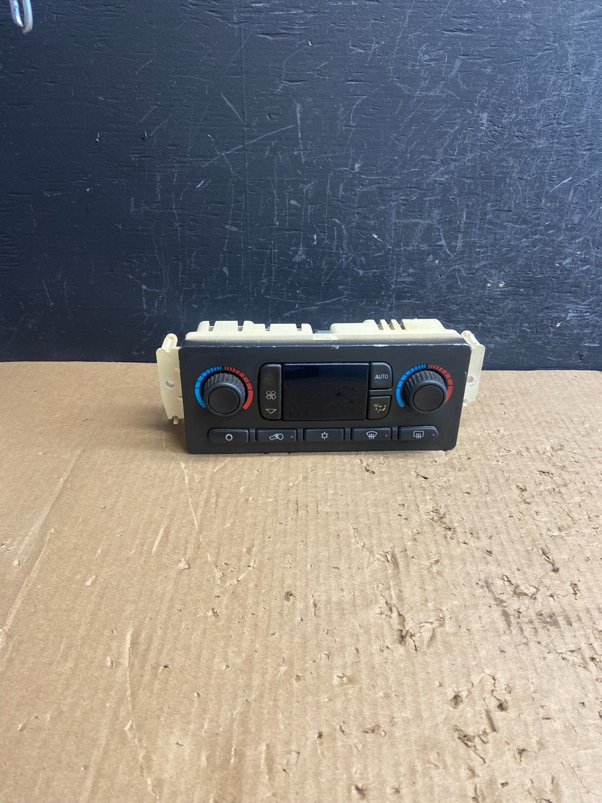 2003 to 2006 Chevrolet Silverado HVAC Heater Climate Control Module AF1536 DG0