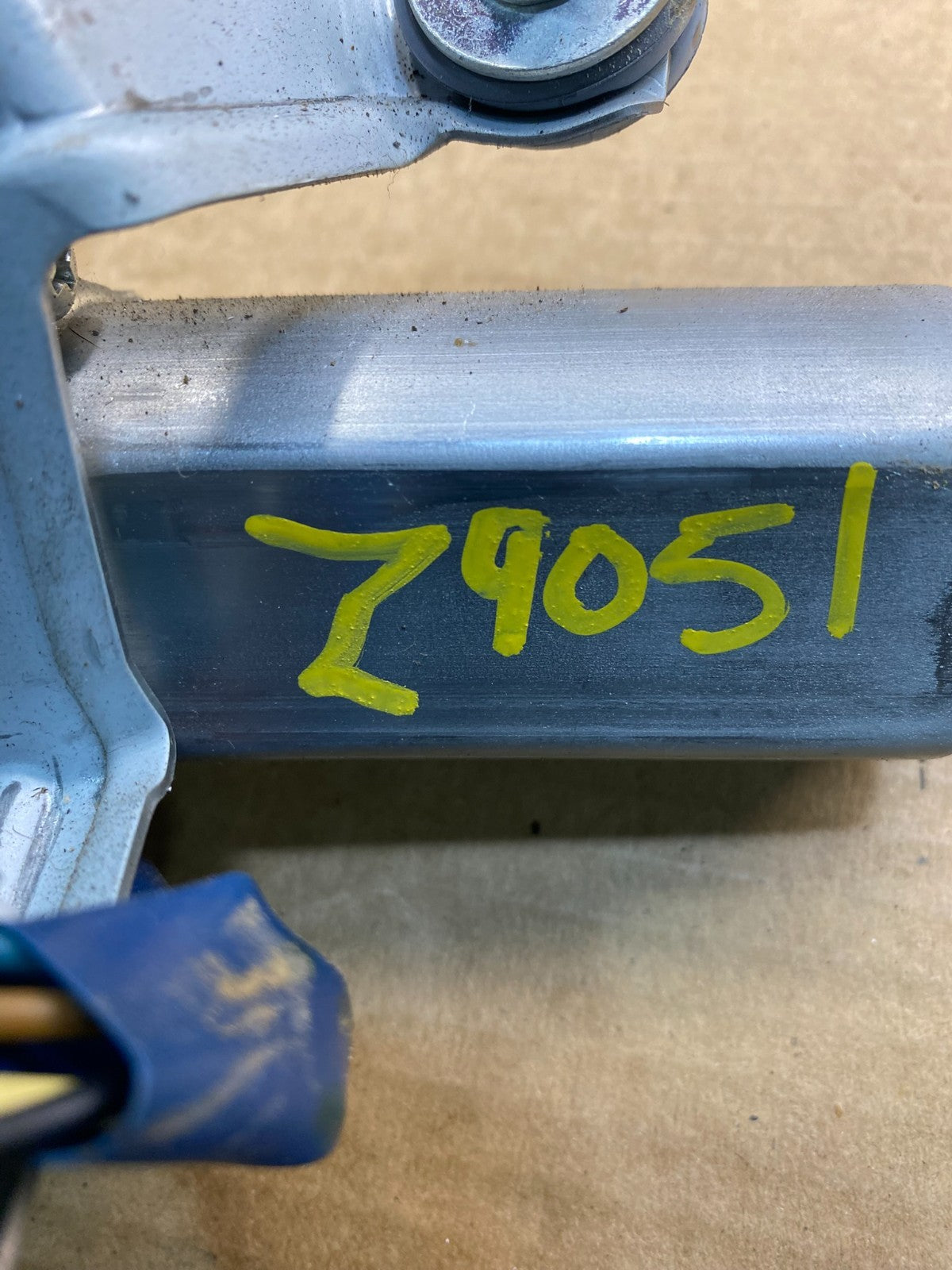 2011 - 2013 Kia Sorento Rear Glass Windshield Wiper Motor Z9051 DG7