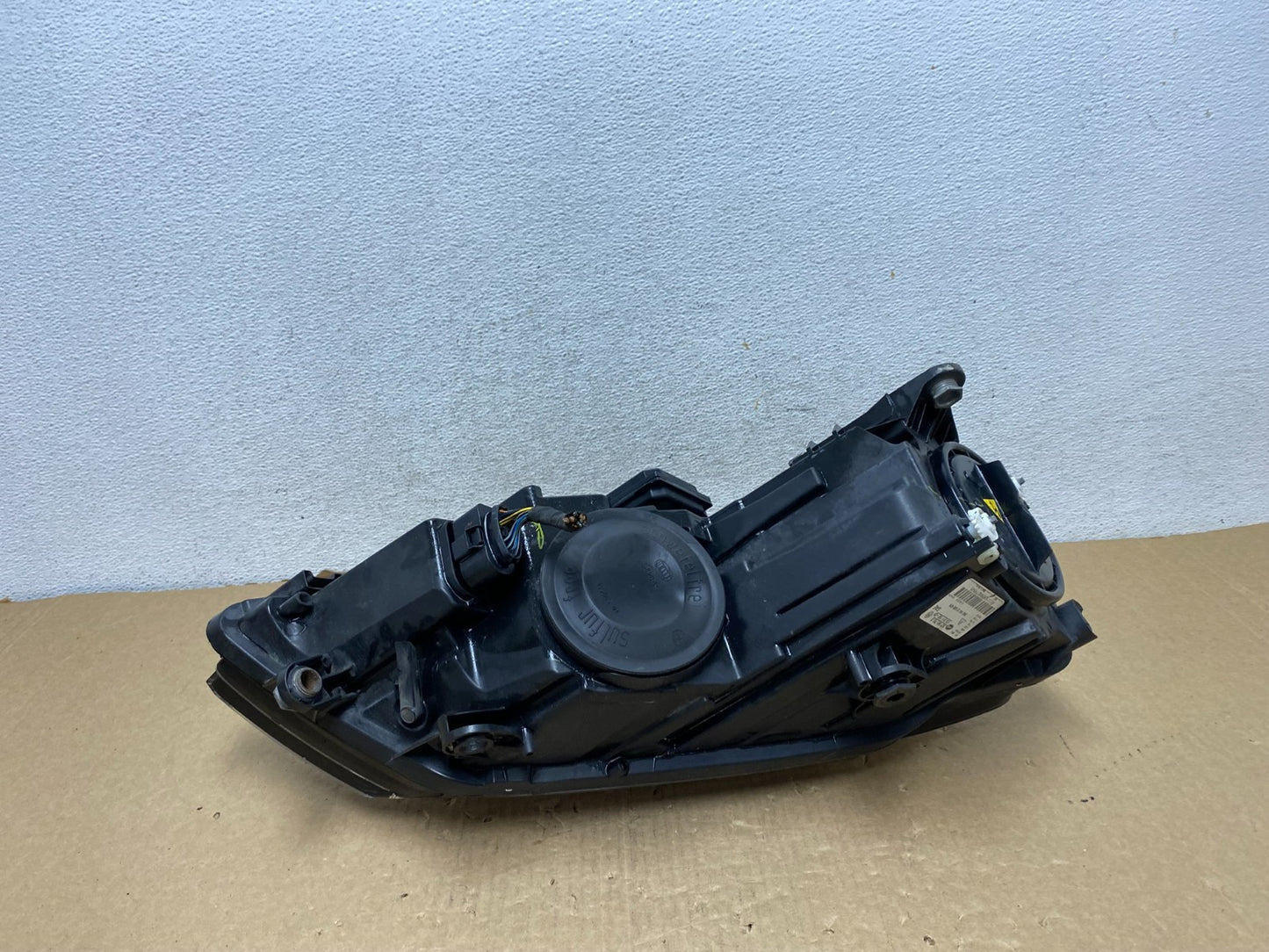 2012 to 2014 Volkswagen Jetta Left Driver LH Headlight Xenon HID AF7367 DW6