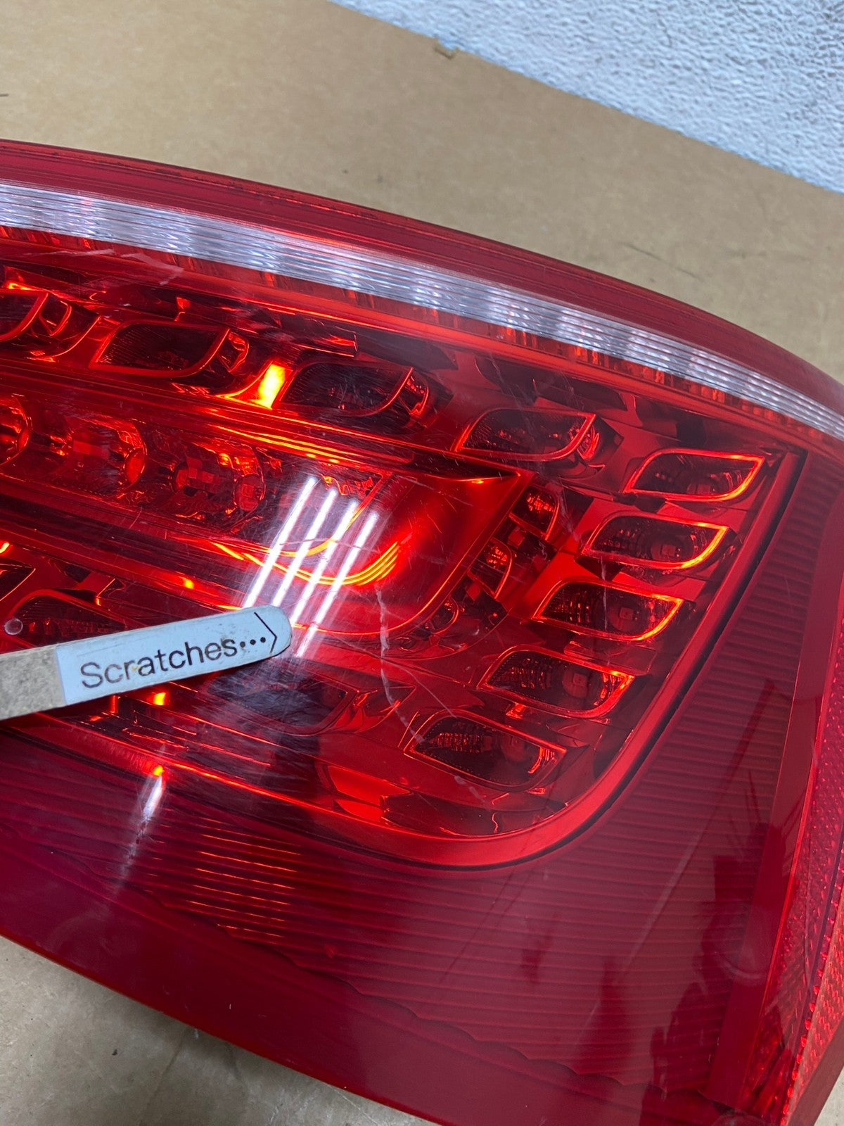 2009 to 2012 Audi Q5 Right Passenger RH Side Tail light AD6138 LK3