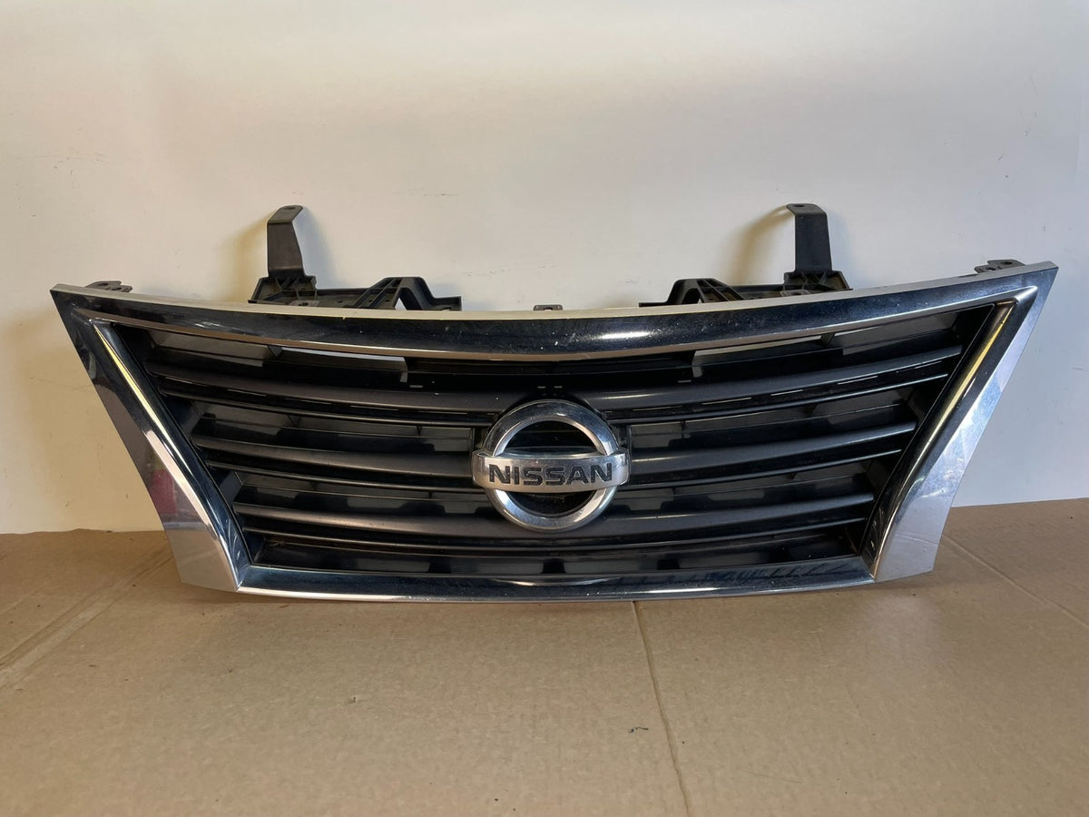 2013 to 2015 Nissan Sentra Front Upper Chrome Grill Grille AH6075 DG0