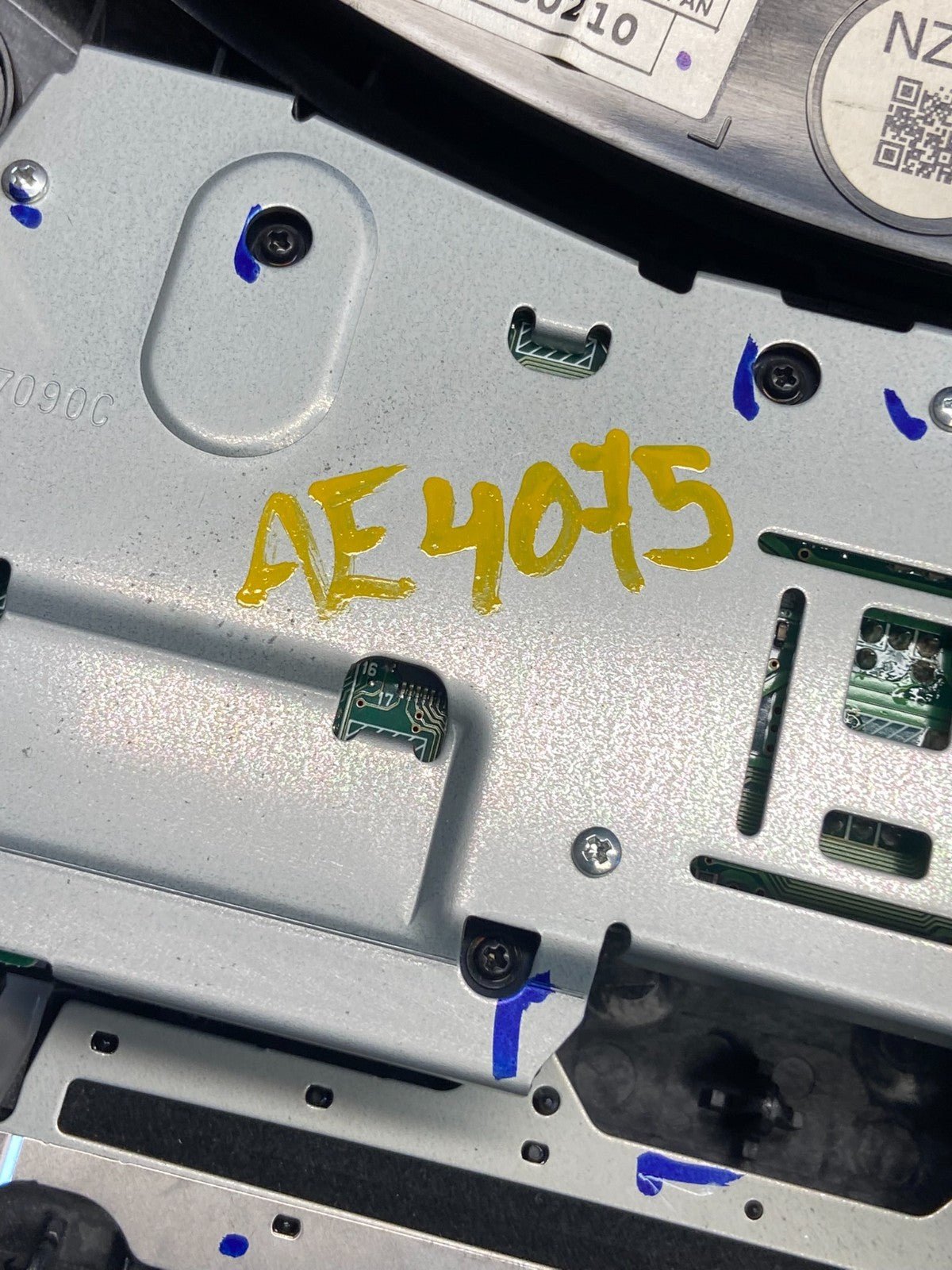 2006-2009 Subaru Tribeca Radio CD Player AC Climate Control Bezel Panel AE40758