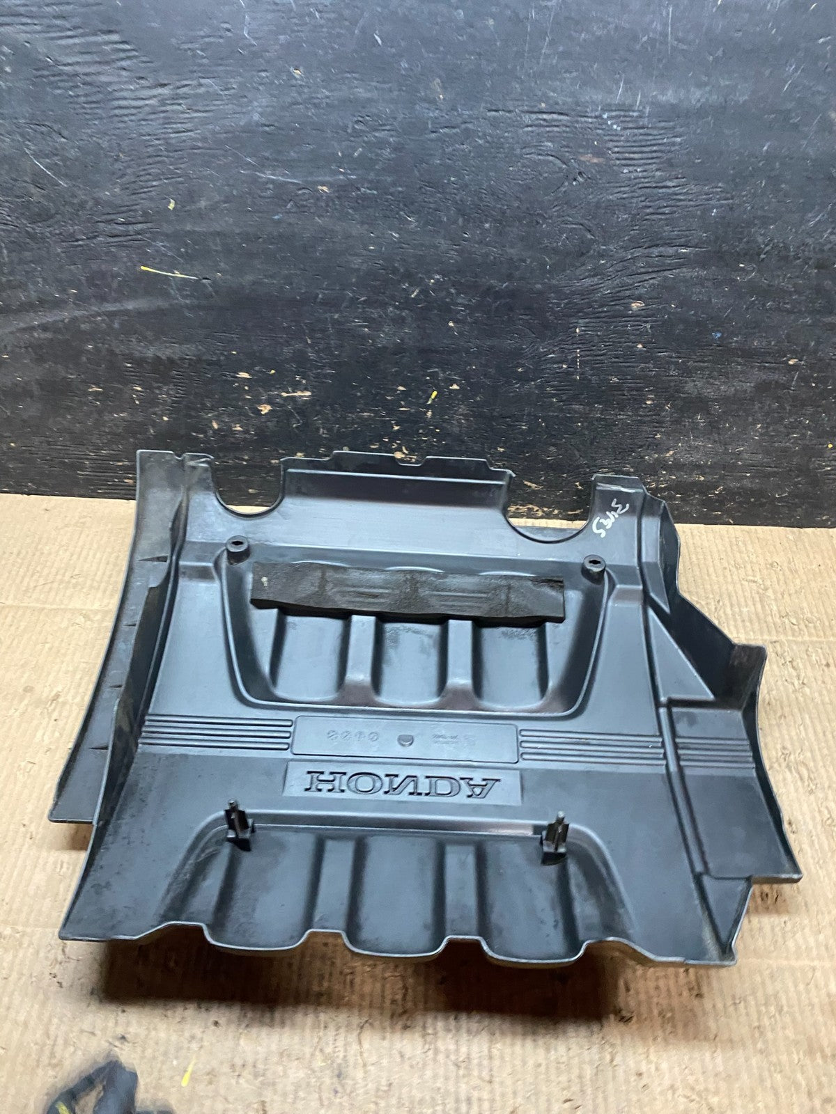 2008 to 2010 Honda Odyssey Black Engine Cover OEM 3.5L No # OEM t9931 DG5