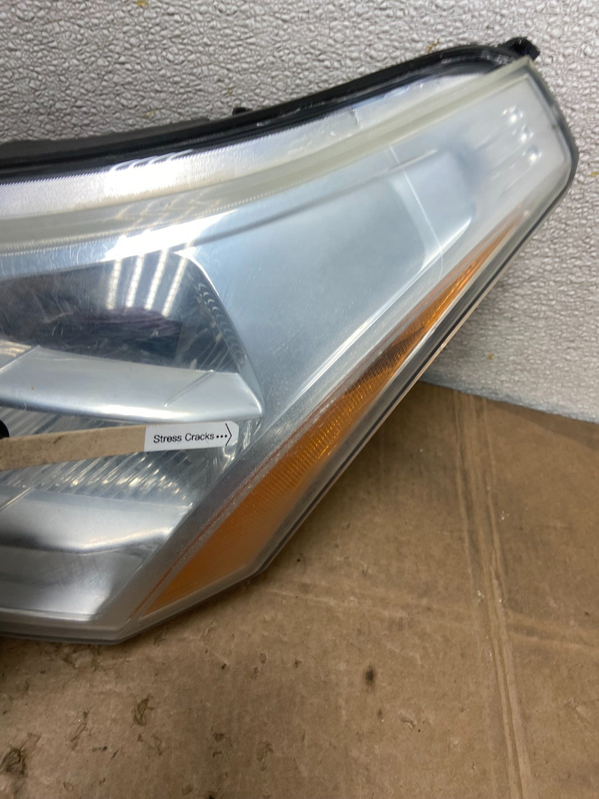 2008 2009 2010 2011 Ford Focus Left Driver Lh Headlight Halogen Oem Y8224 DW4