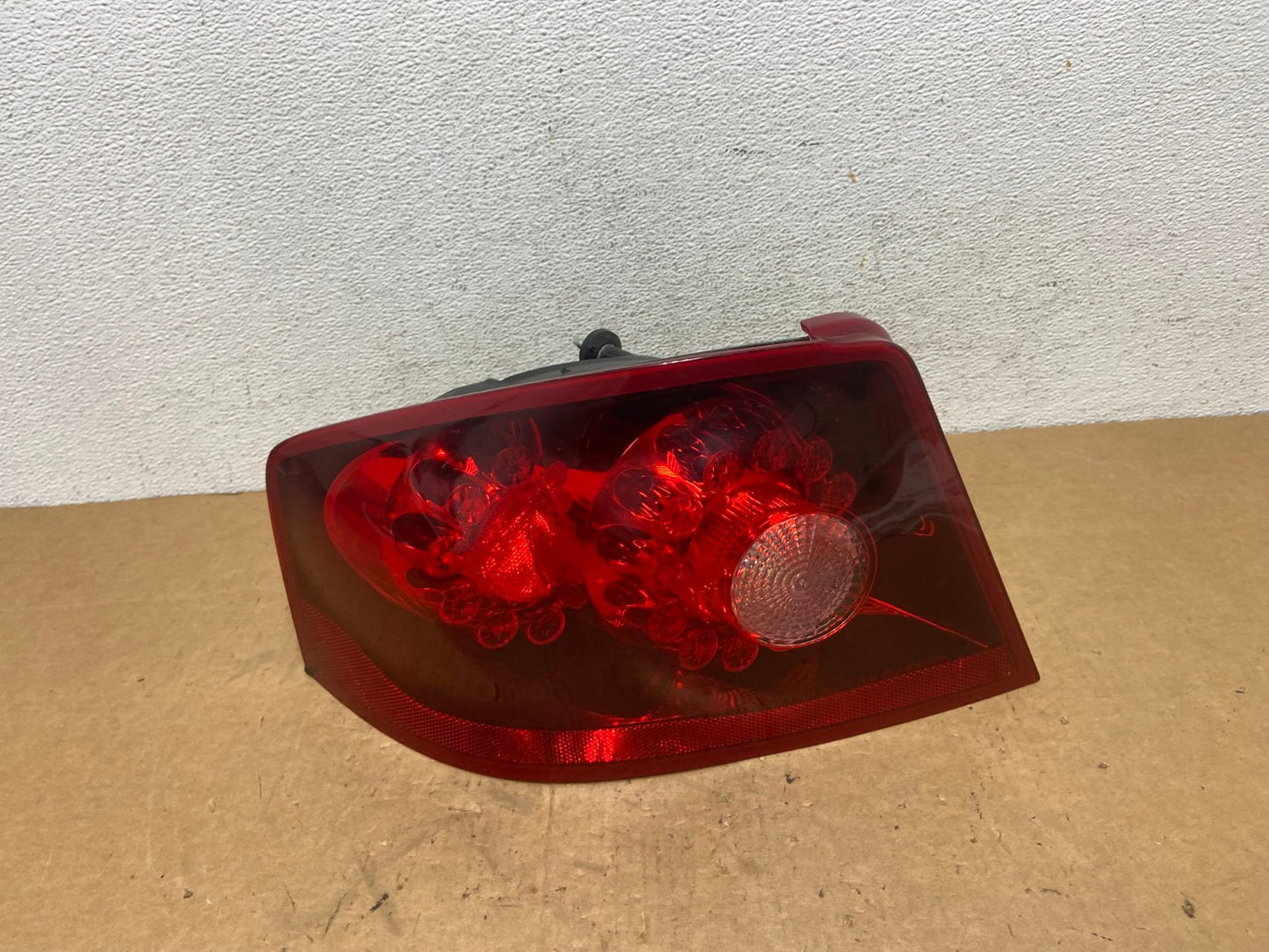 2011 to 2014 Dodge Avenger Left Driver Lh Side Tail Light AD5162 LK0