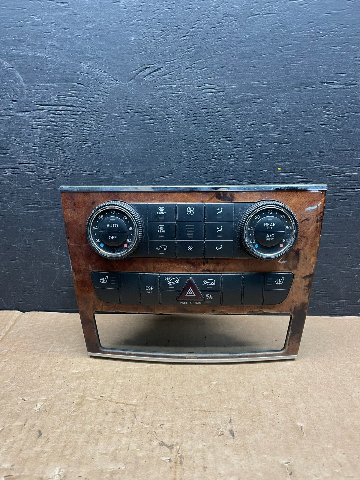 2007 2008 2009 Mercedes W251 R350 AC Temp Heater Climate Control F9399 DG10