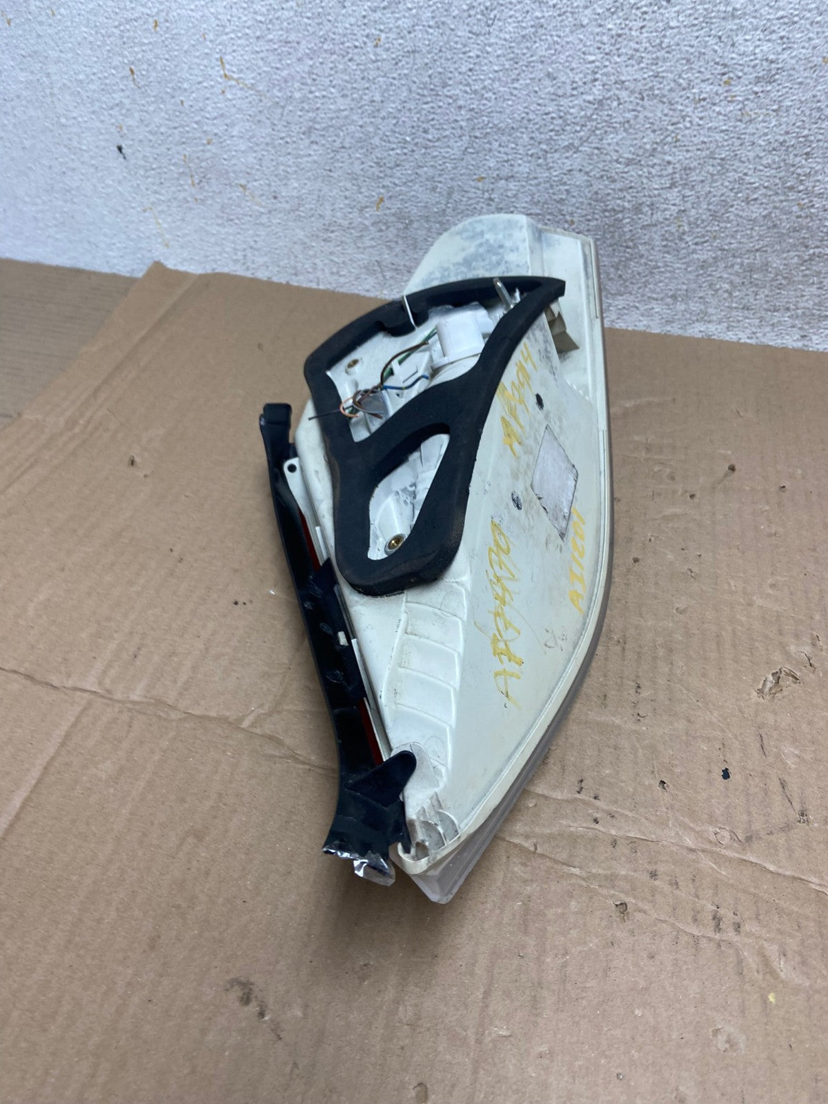 2004-2007 BMW 6 Series 650Ci 645Ci Left Driver Lh Side Tail Light AI1201 LK7