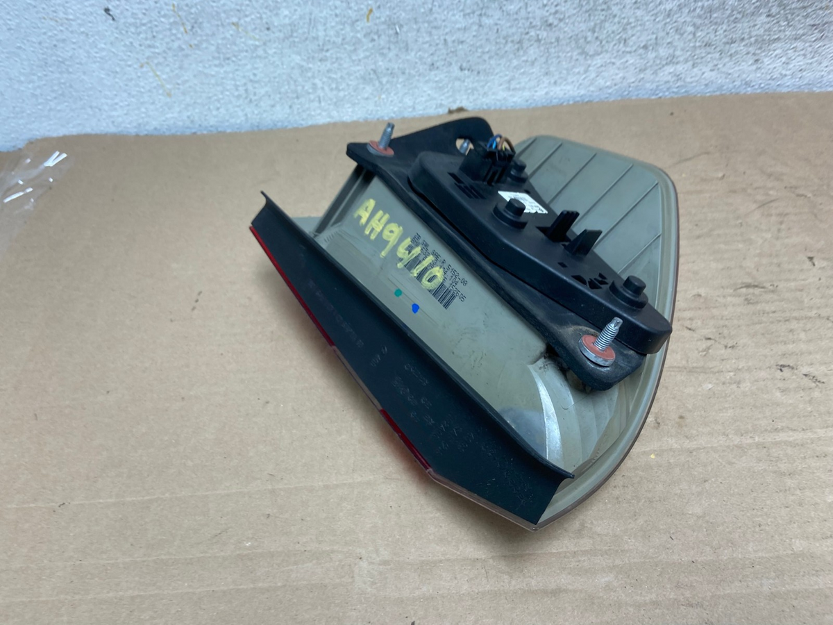 2004 2005 2006 Bmw X3 Right Passenger Rh Side Tail Light AH9410 LK5