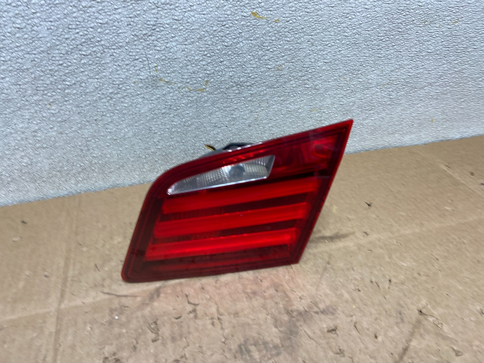 2011-2013 BMW 5 F10 Rear Right Passenger Rh Trunk Inner Tail Light OEM Y9113 DW0