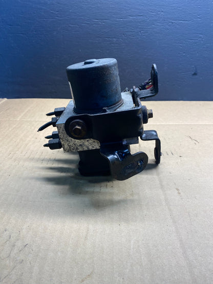2014 2015 2016 Ford E350 E450 Anti-Lock ABS Antilock Brake Pump AB7413 DG5