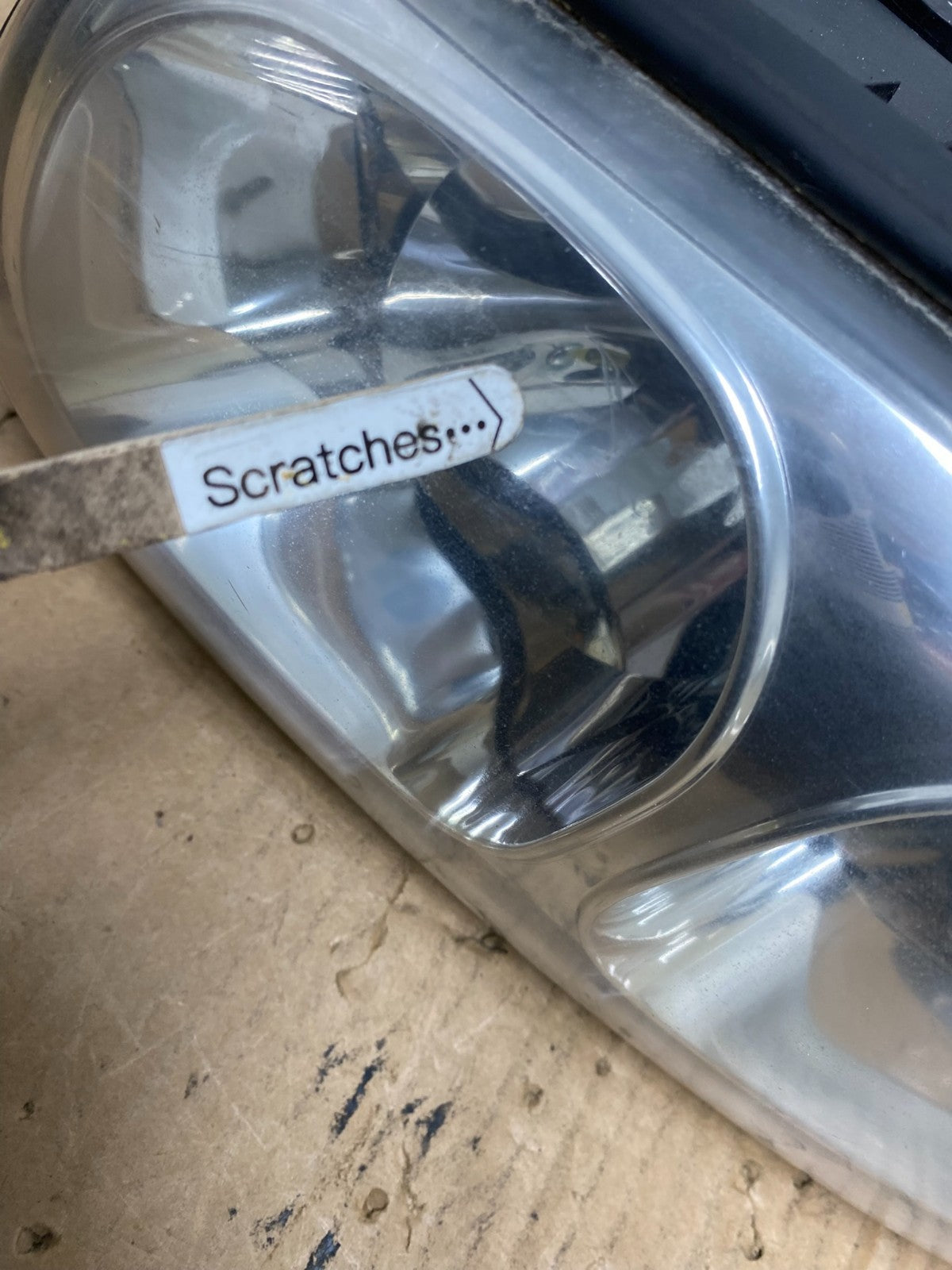 2000 to 2005 Buick Lesabre Headlight Left Driver Lh Side Halogen AD1092 DW3