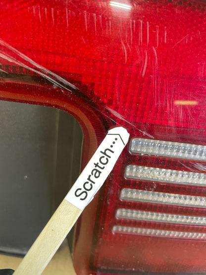 1997 to 2004 Buick Regal Center Trunk Lid Tail Light Lamp AG9877 DG3