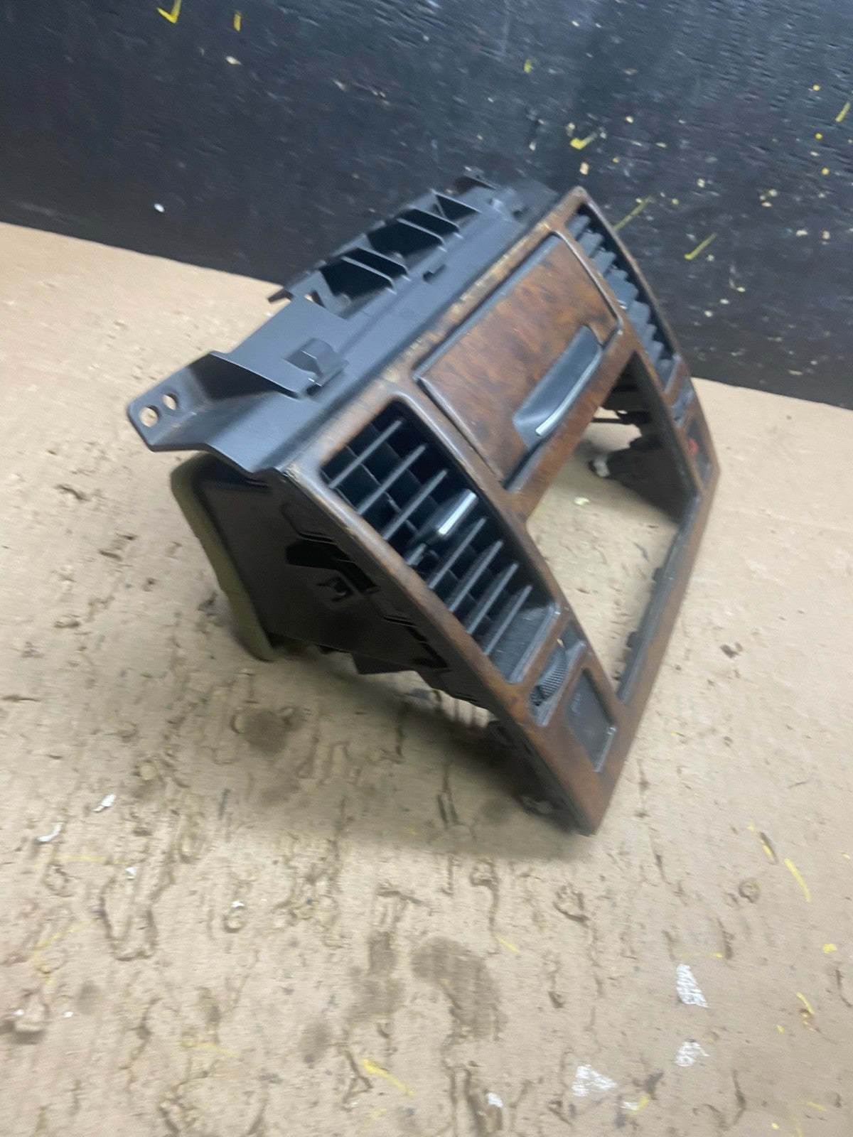 2007 to 2012 Nissan Versa Center Vent Dash Radio Trim Bezel OEM T9018 DG4