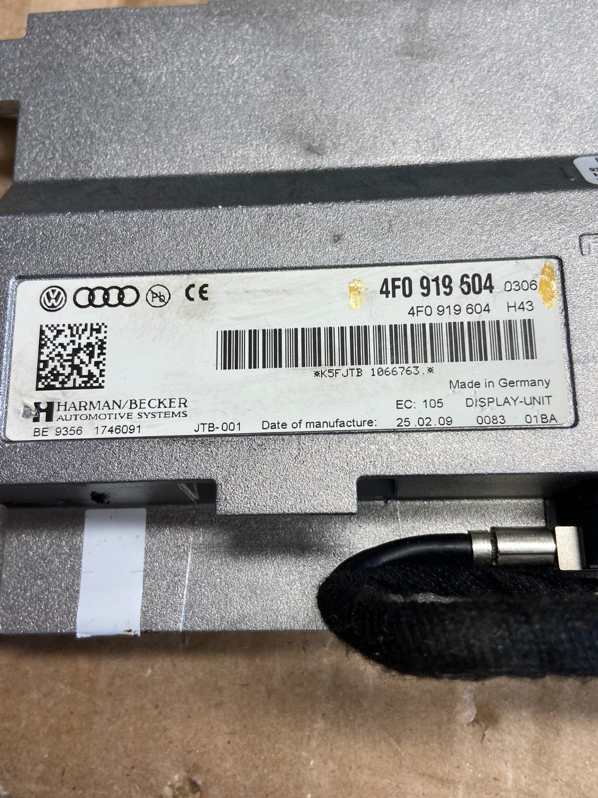 2010 - 2017 Audi Q5 A4 Radio Navigation Screen Display ah5664 DG4