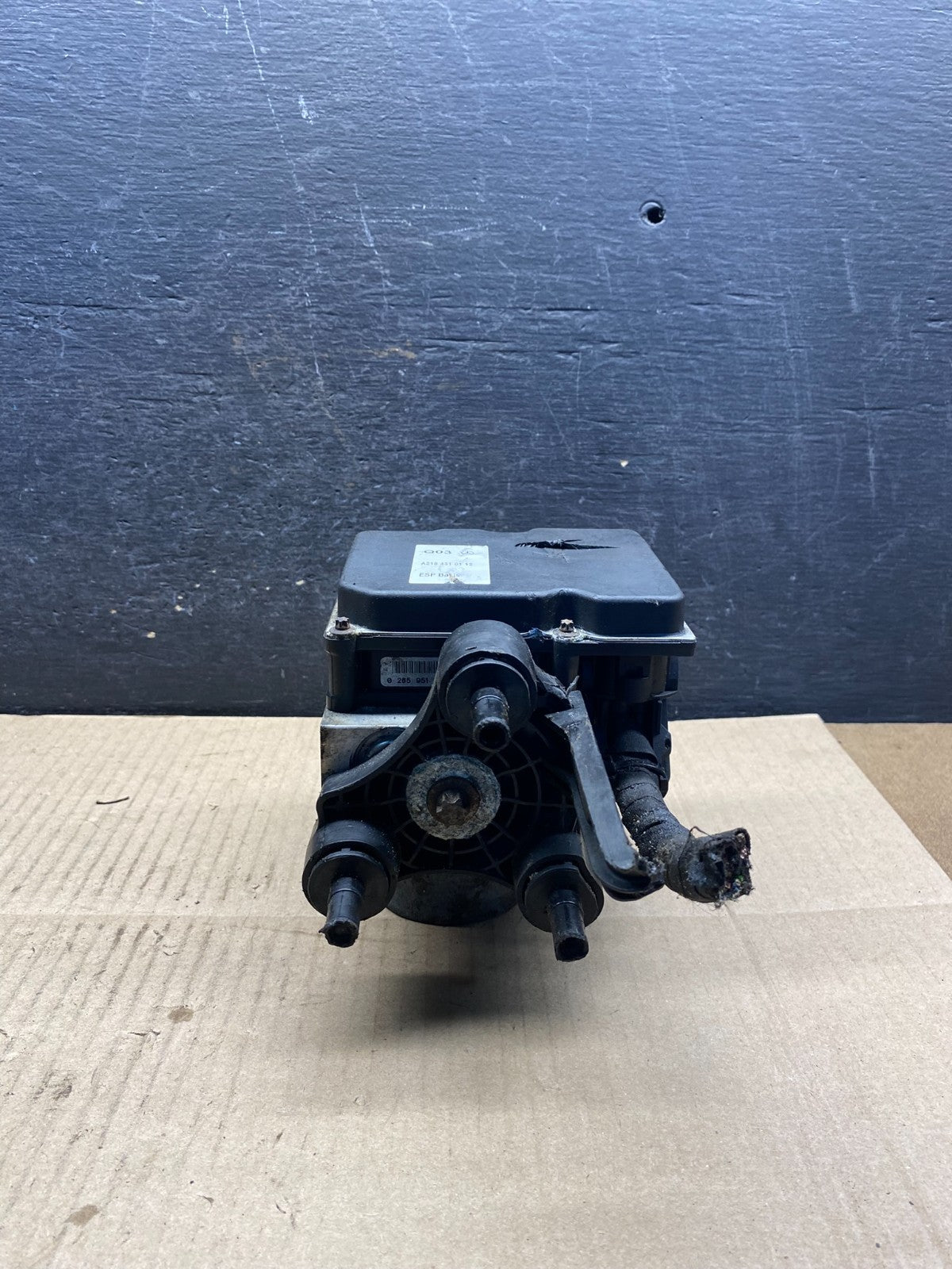 2010-2014 Mercedes W218 CLS550 E550 ABS Anti Lock Pump Brake Module AI7357 DG1