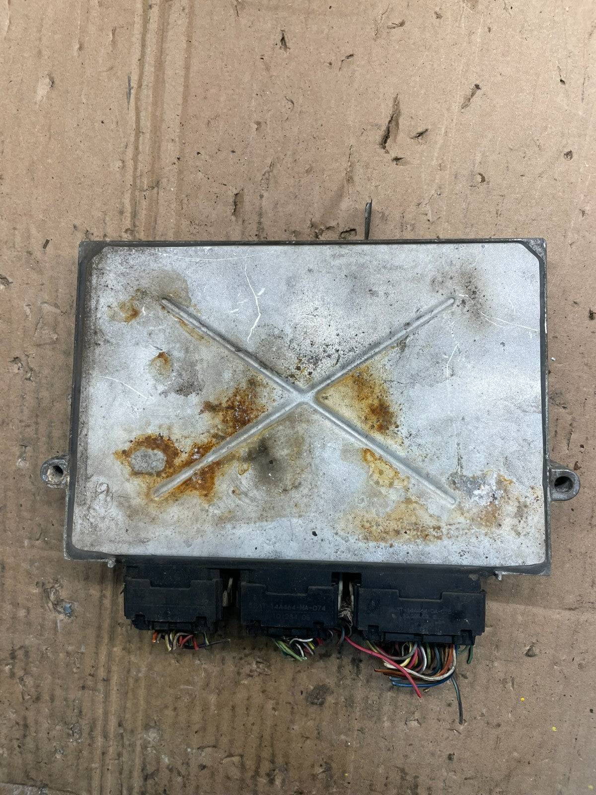 2010 2011 Ford Crown Victoria 4.6L Engine Control ECU Computer Module s4727 DG2