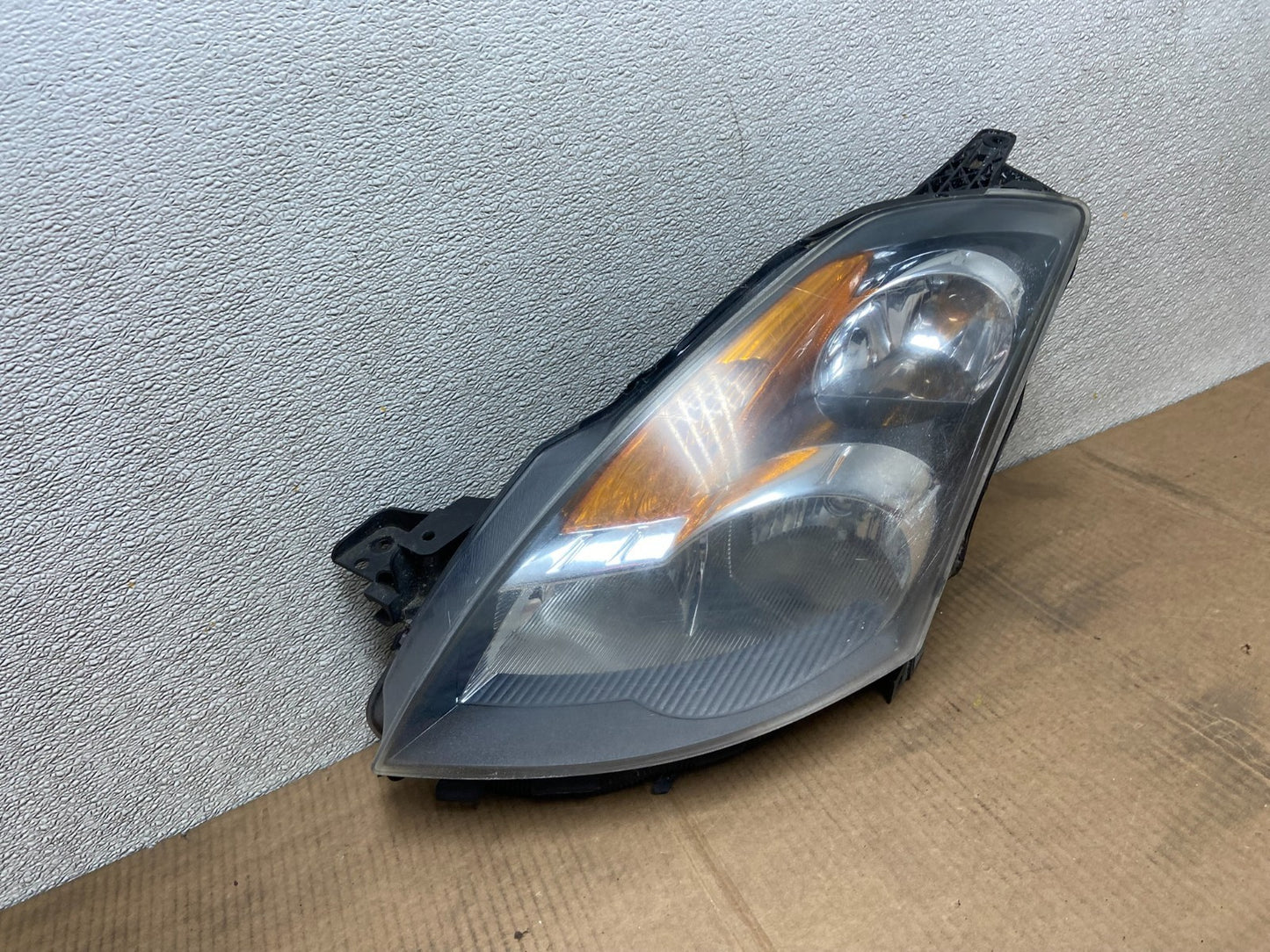 Sedan 2007 2008 2009 Nissan Altima Left Driver Headlight OEM AA5291 DW2