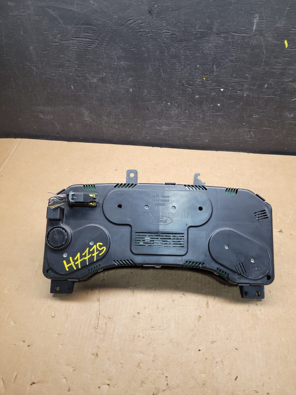 2007 2008 Ford Expedition Speedometer Cluster Gauge H7775 DG1 Oem5
