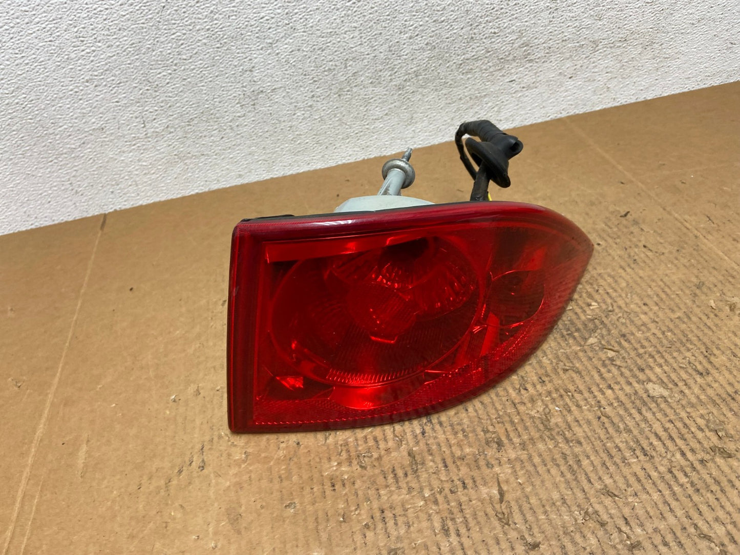 2006 to 2008 Buick Lucerne Right Passenger RH Side Tail Light AE1585 LK0