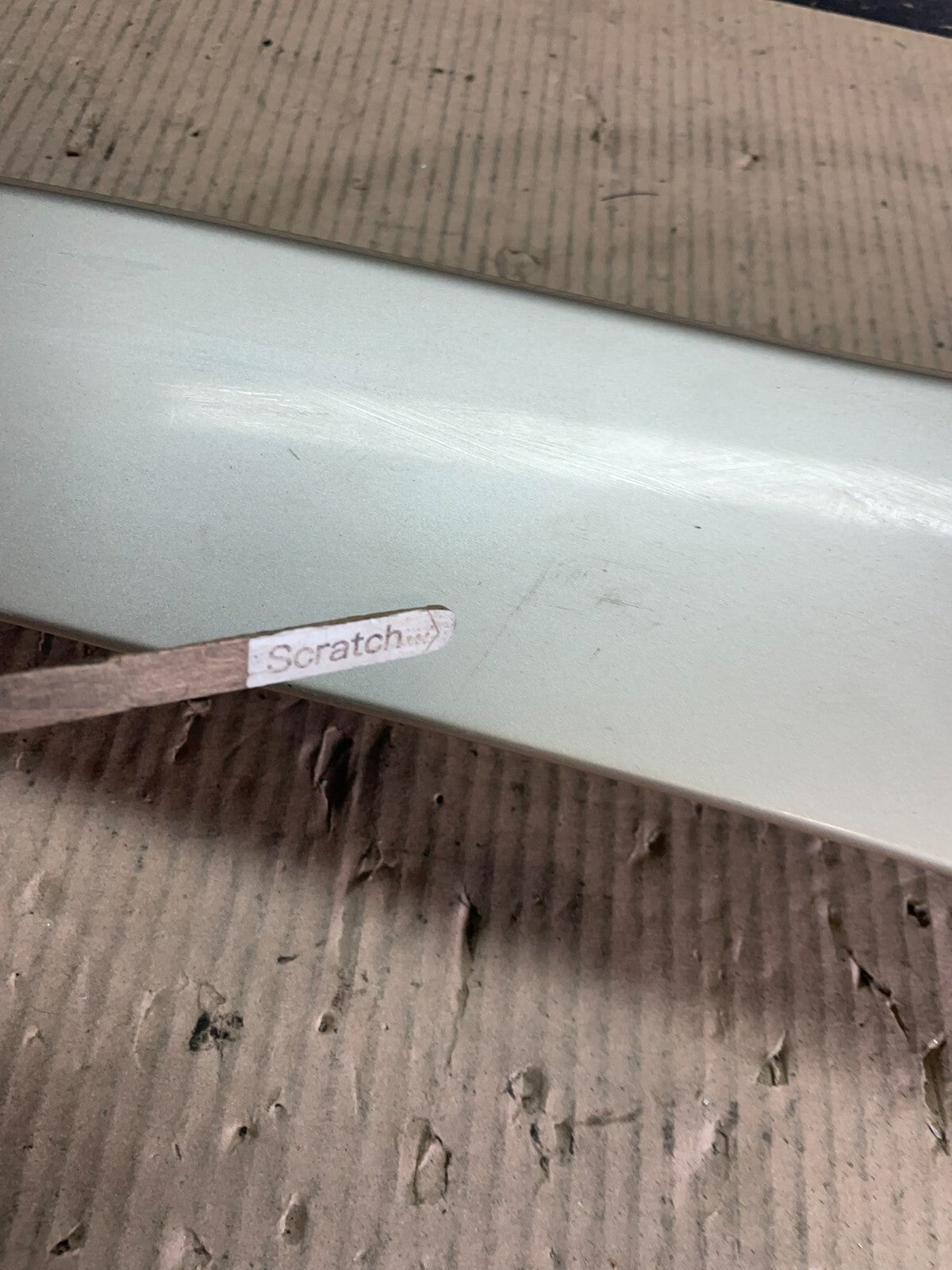 2010 to 2015 Toyota Prius Trunk Rear Tailgate Molding Panel 76801-00900 J3380 DG3