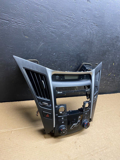 2011 to 2014 Hyundai Sonata Center Radio Climate Control Air Vent Bezel W6472 DG3