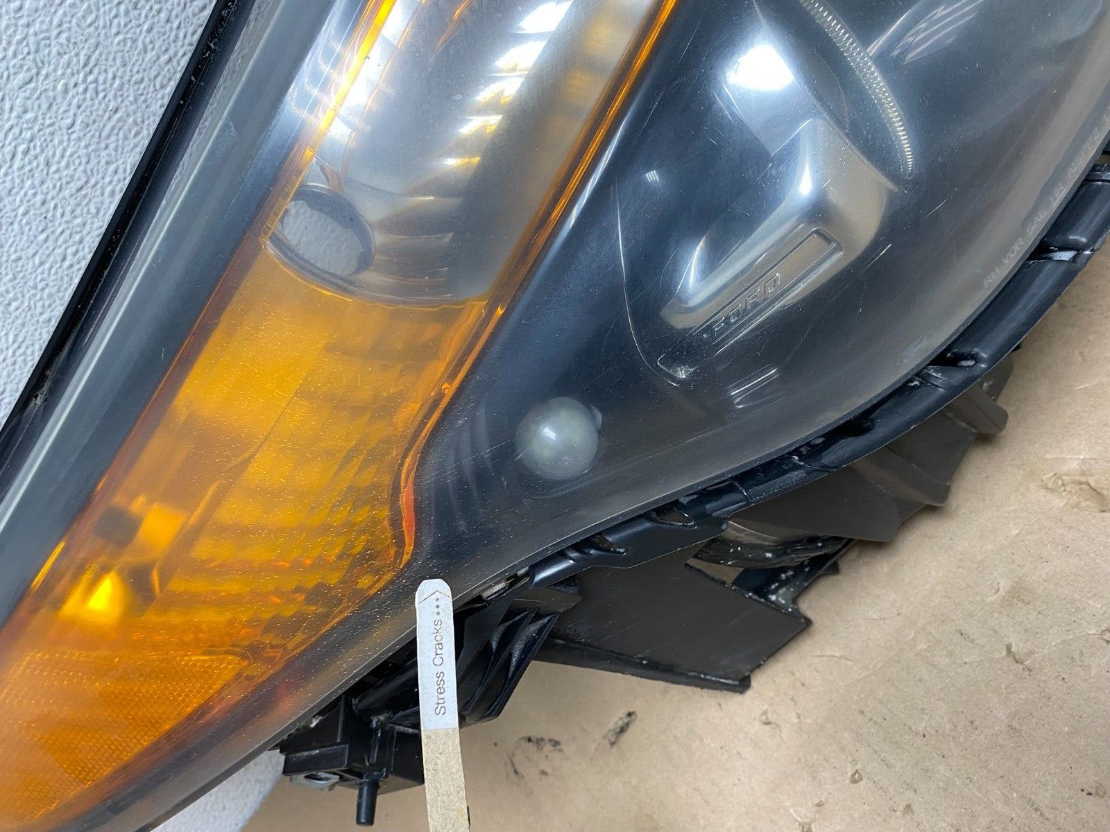 2011 - 2015 Ford Explorer Police Right Passenger Halogen Headlight AG6678 DW3