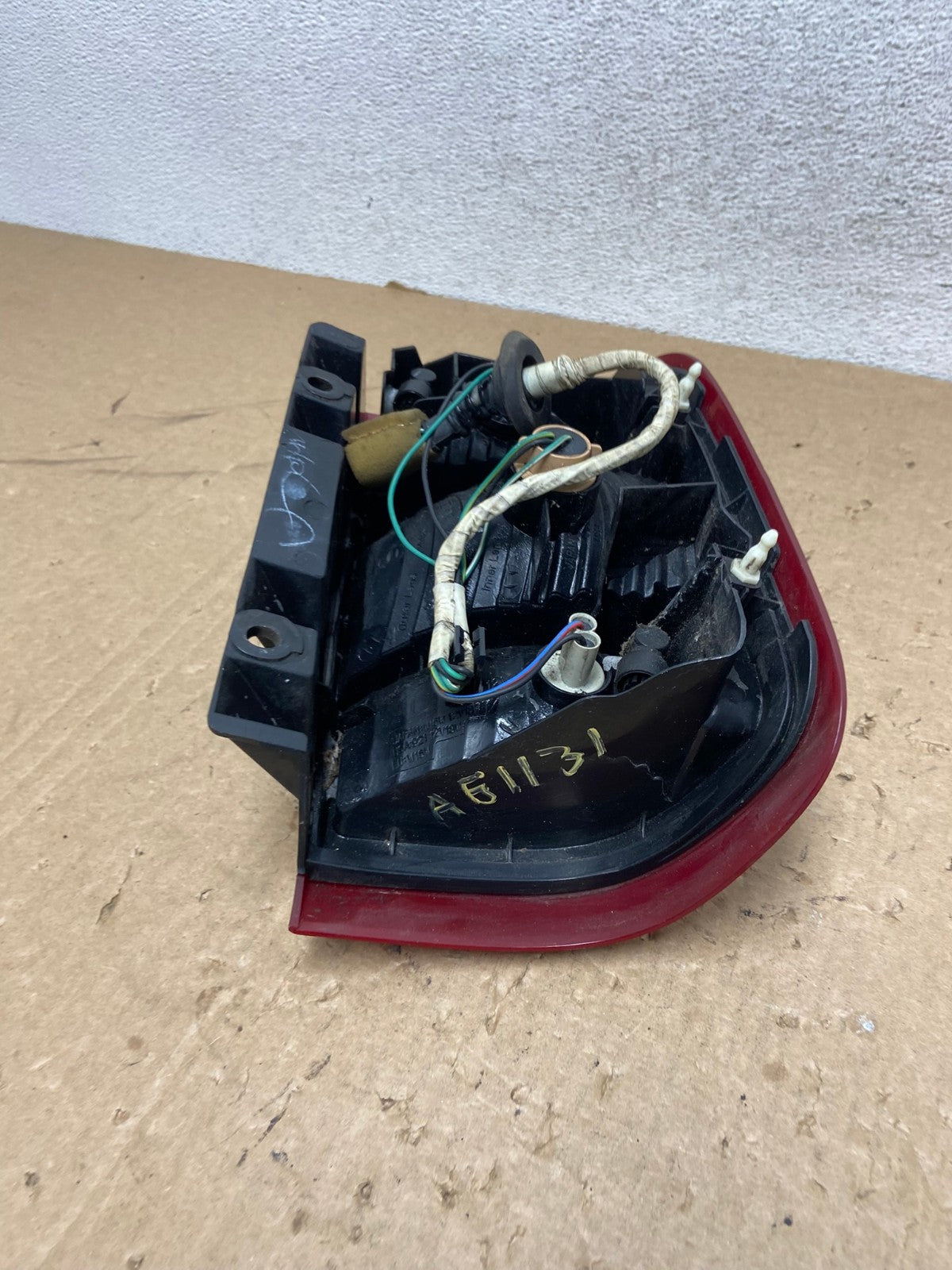1999 to 2004 Nissan Pathfinder Left Driver Lh Side Tail light AG1131 LK6