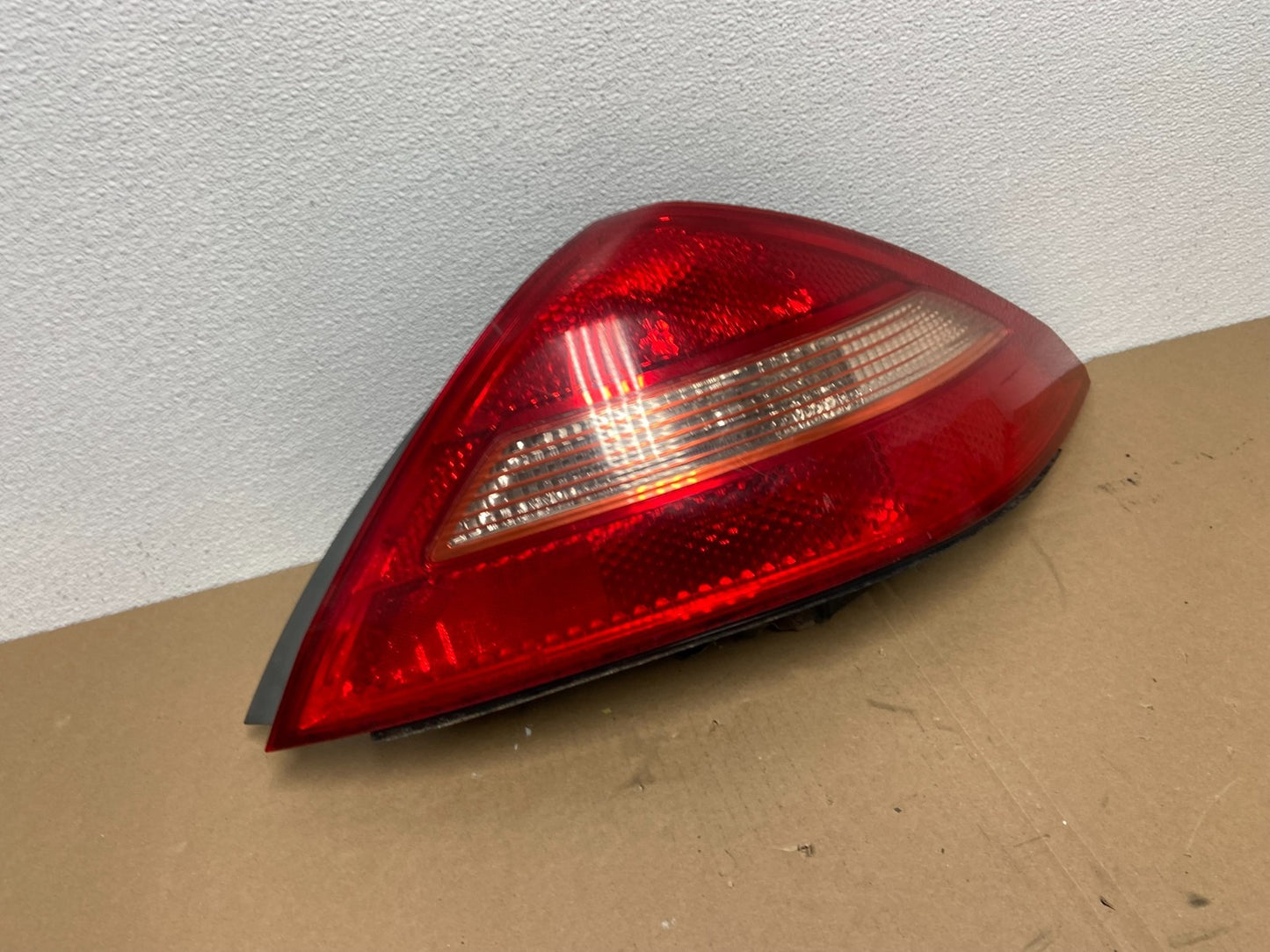 2003 2004 2005 Honda Accord Coupe Right Passenger Rh Tail Light AB6321 DW2