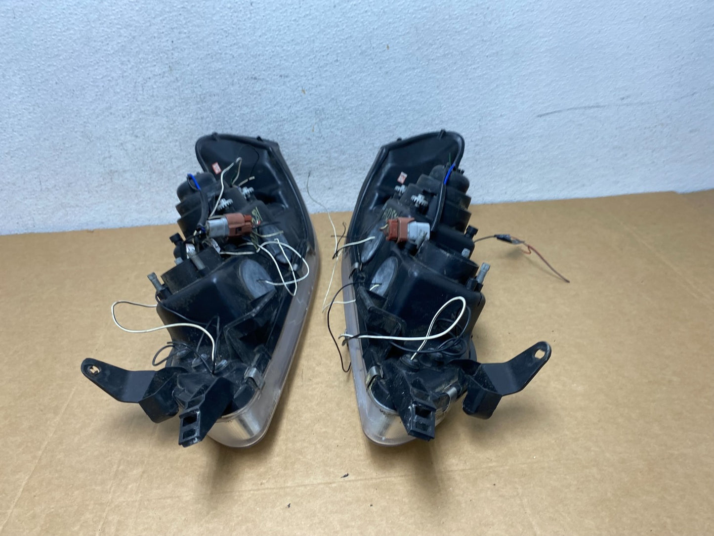 1993 to 1997 Toyota Corolla LED Left+Right Projector Headlights AD528111