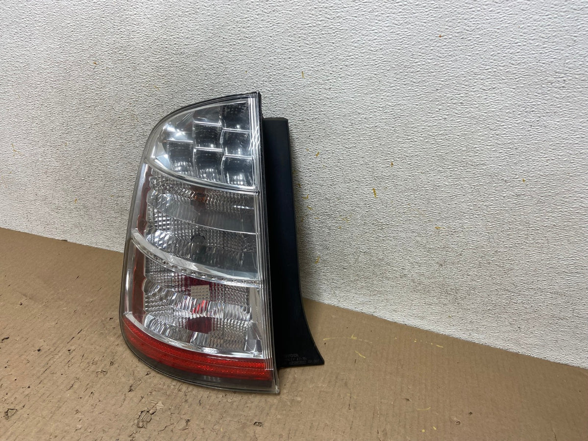 2006 2007 2008 2009 Toyota Prius Tail Light Left Driver LH AH6019 LK2