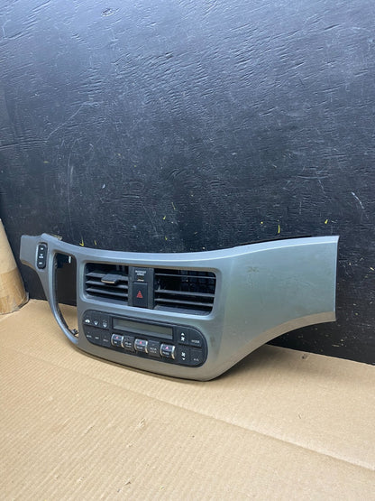2005 to 2010 Honda Odyssey Radio Climate Control Dash Trim Bezel U5879 DG3