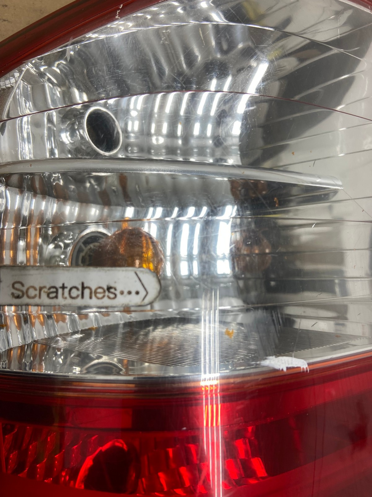 2007 to 2010 Kia Sedona Left Driver LH Side Tail Light AG9175 LK3