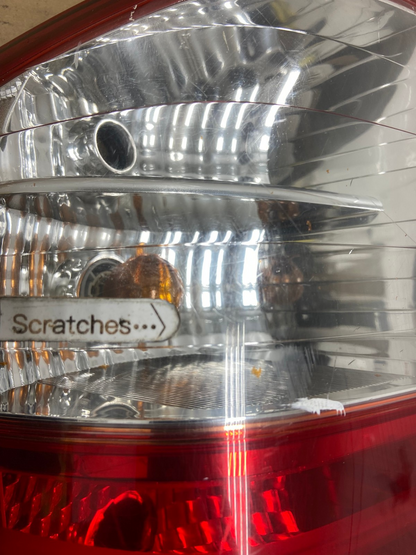 2007 to 2010 Kia Sedona Left Driver LH Side Tail Light AG9175 LK3
