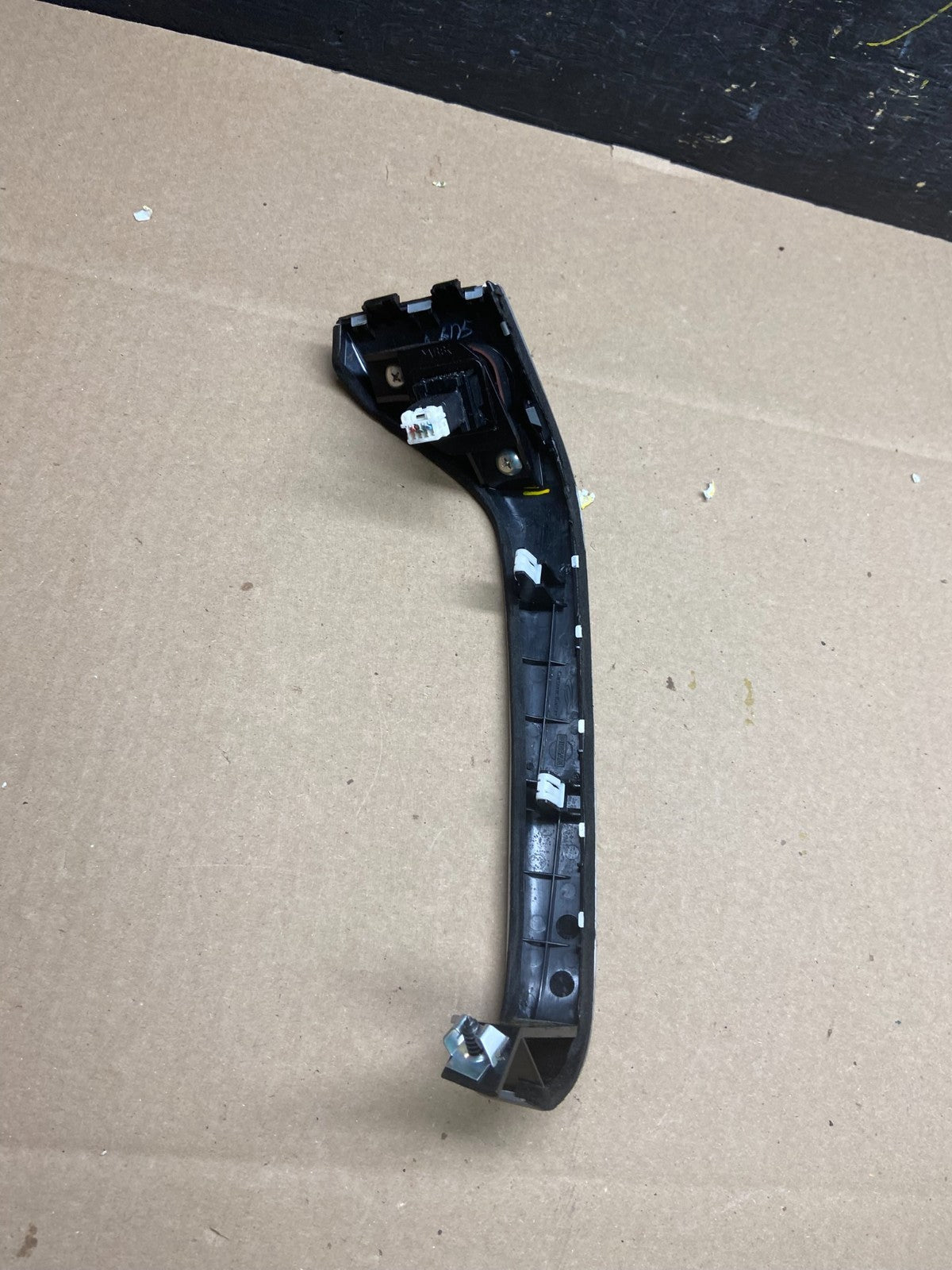 2009-2010 Nissan Murano Dash Trim Panel With Hazard Buttom Switch OEM t9091 DG4