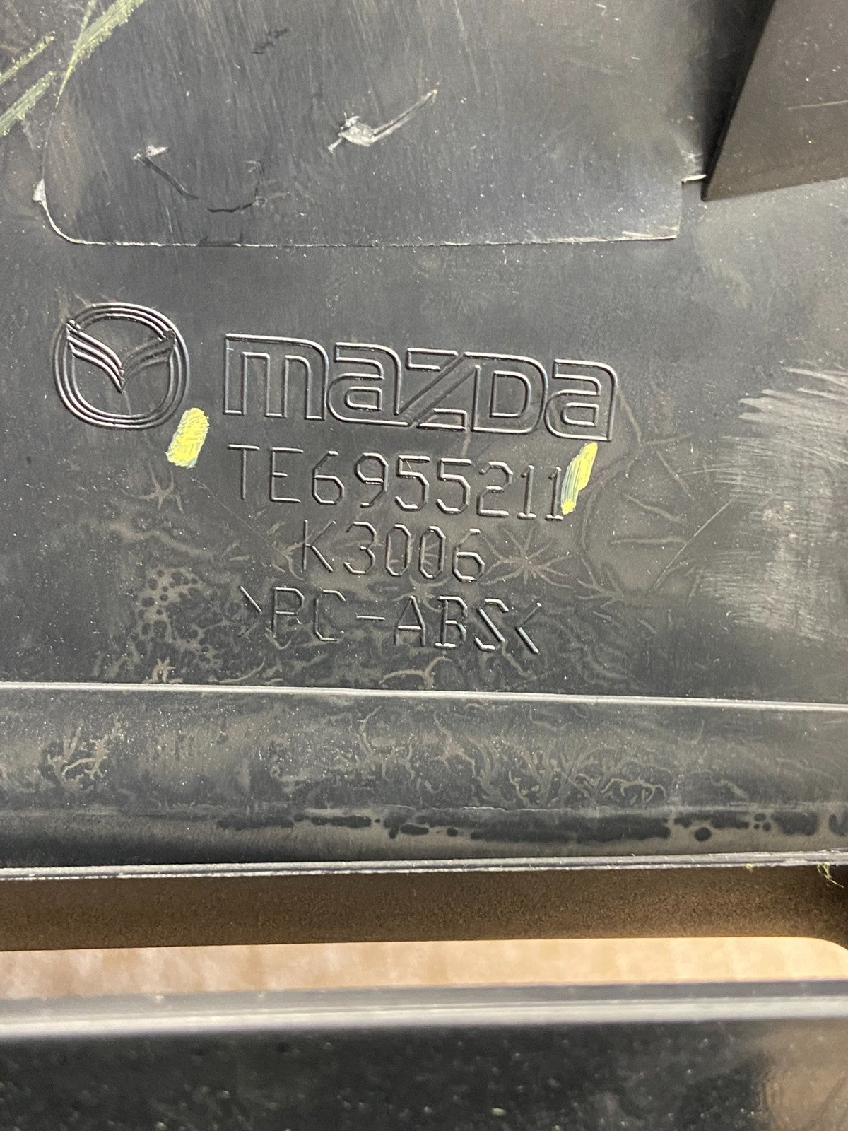 2010 - 2015 Mazda CX-9 Radio Dash Trim Bezel W/Vent AC Climate Control AF6130 DG5
