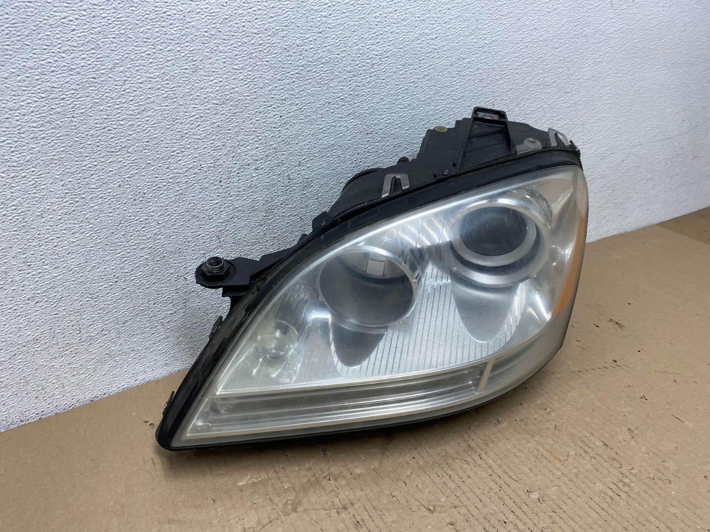 Halogen 2006-2009 Mercedes-Benz ML-Class Headlight Left Driver LH AF3165 LK2