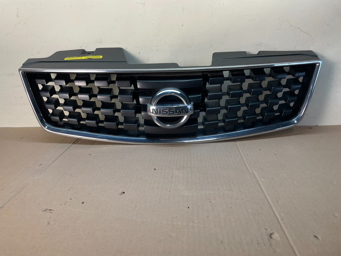 2007 2008 2009 Nissan Sentra Front Upper Grill Grille AG7651 DG0